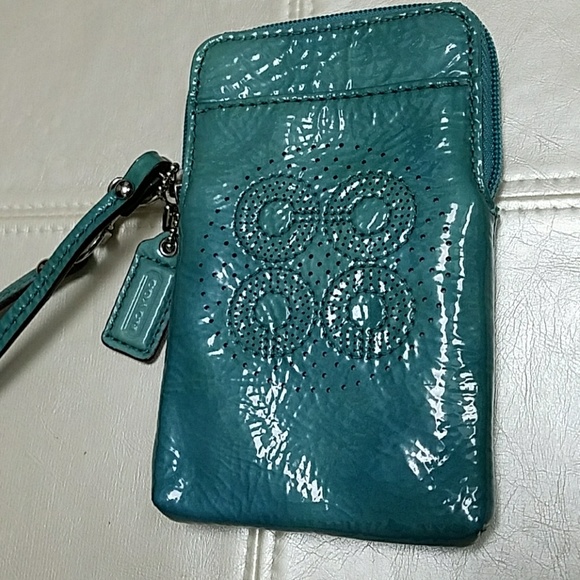 Coach Handbags - NWOT Coach Audrey lagoon wristlet/phone carrier